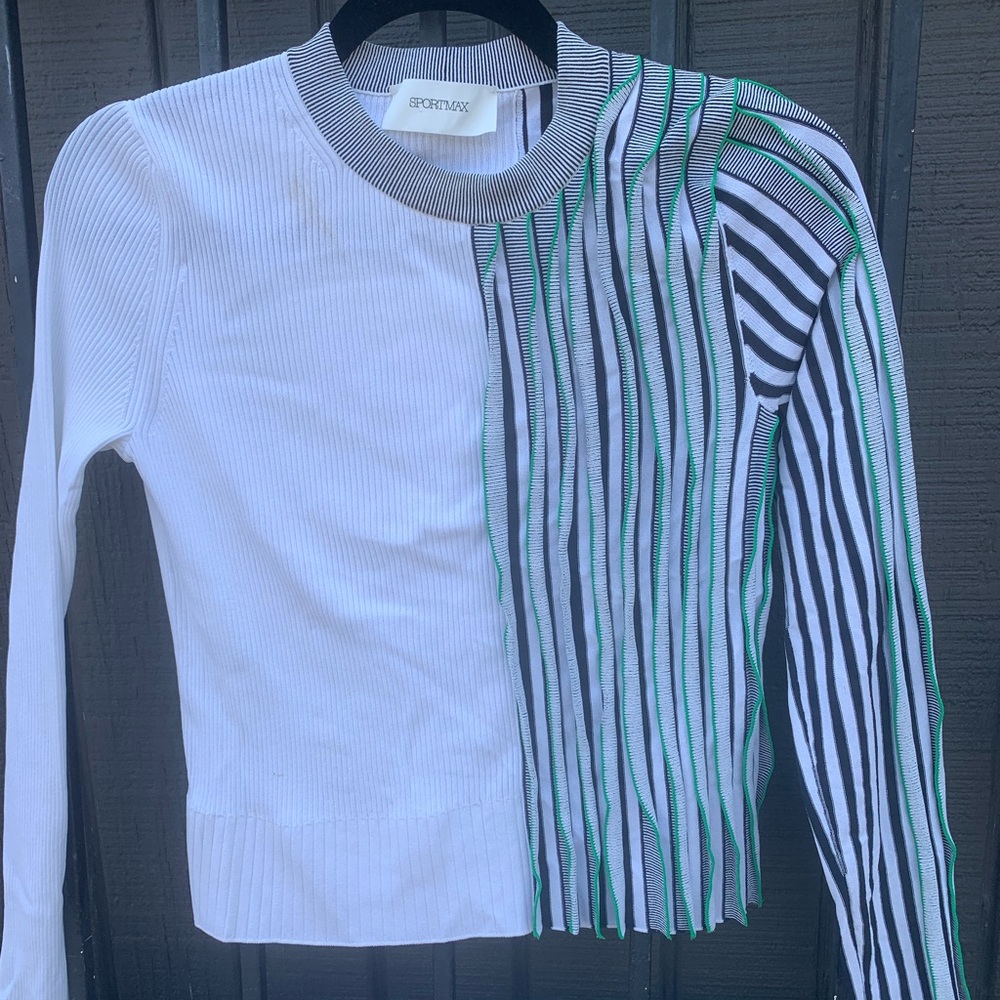Sports too long sleeve